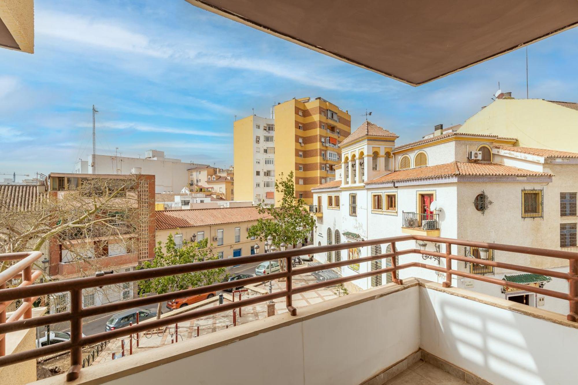 شقة Piso Amplio Cerca Del Centro De Malaga Capital المظهر الخارجي الصورة